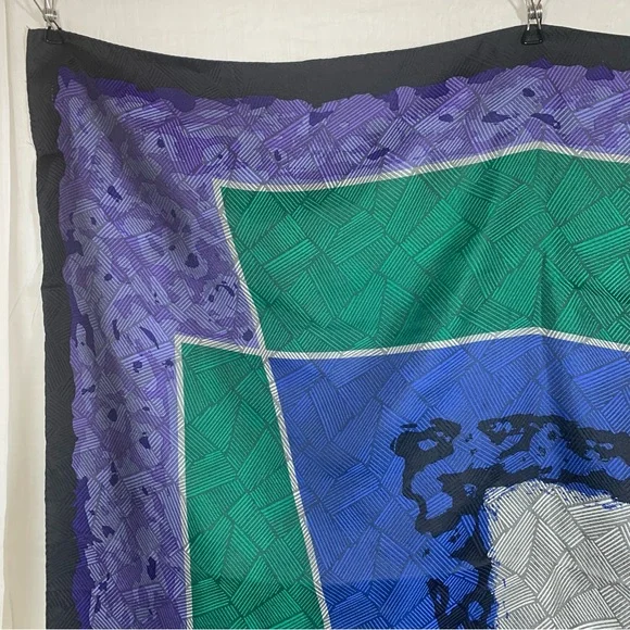 Ginnie Johansen 100% Silk Abstract Geometric Square Scarf‎ Multicolor - Picture 2 of 12